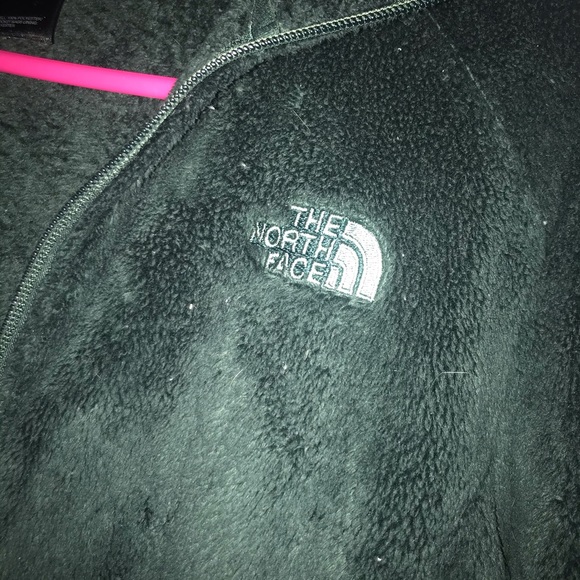 Small black north face jacket in excellent condition - Picture 3 of 3